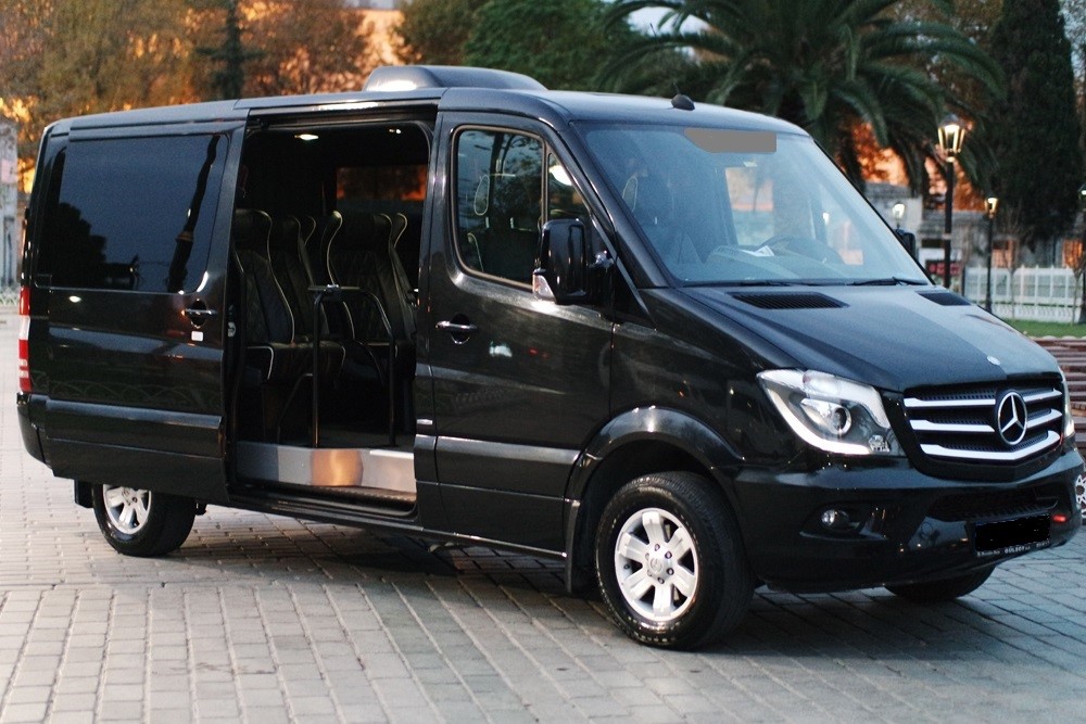 Mercedes Sprinter 6 to 10 - 1