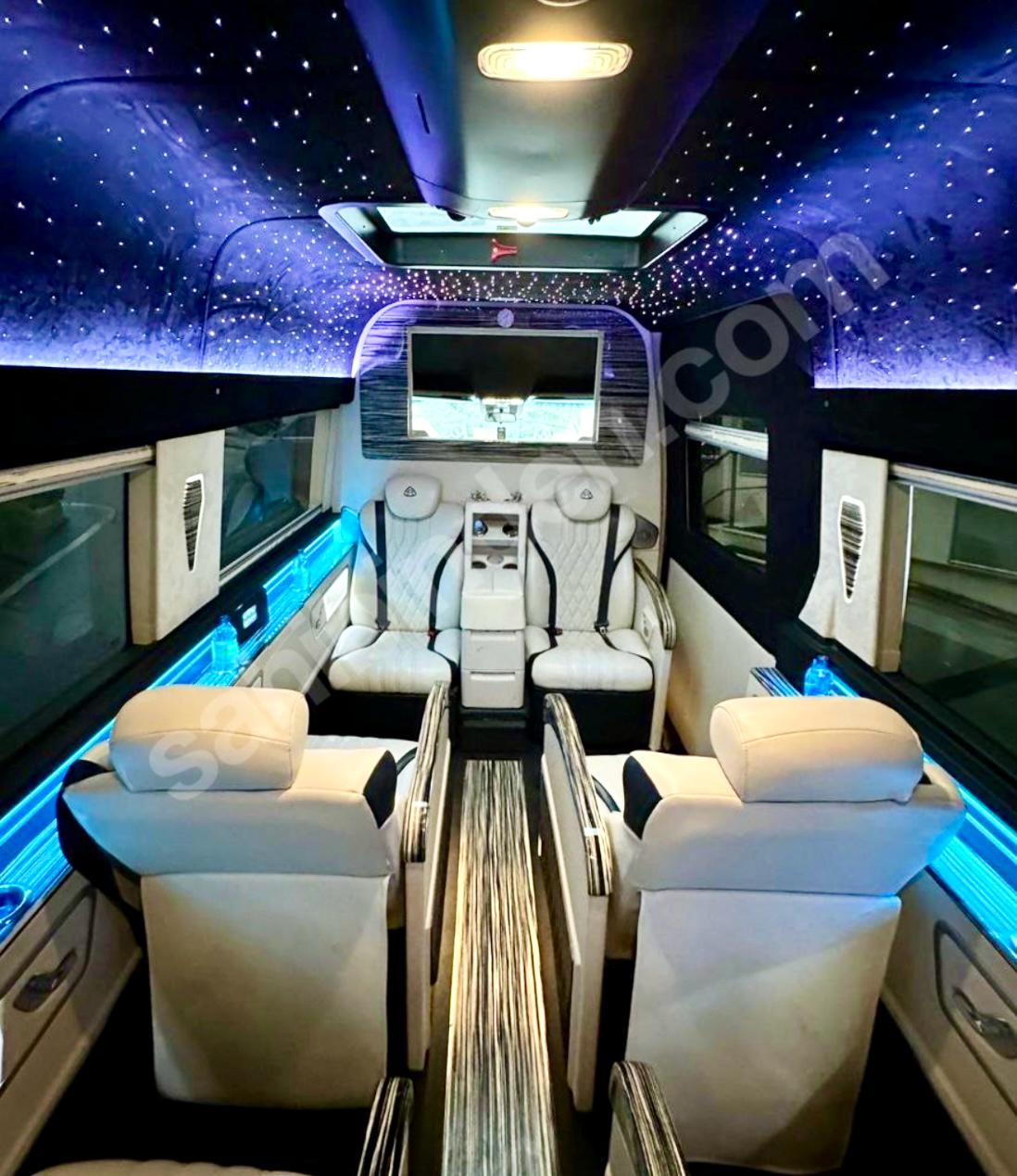 4 to 8 Ultra Luxury V.I.P - 4